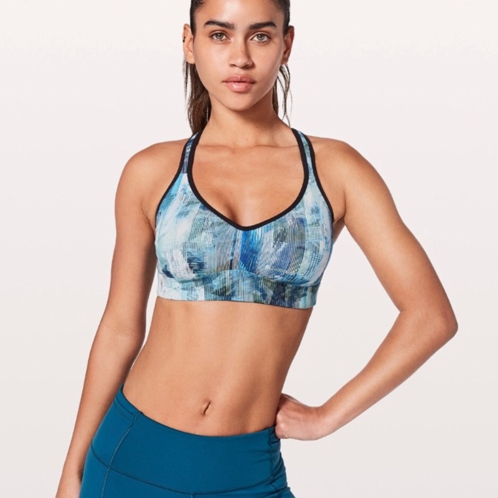 Lululemon Speed Up Bra Size 8 C/D - image 1